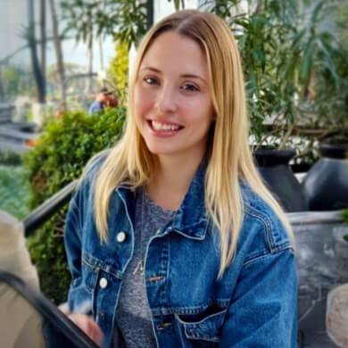 Dr. Manuela Suarez